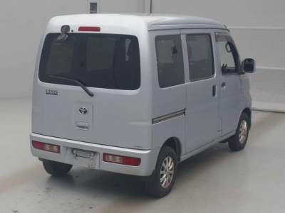 TOYOTA PIXIS VAN
