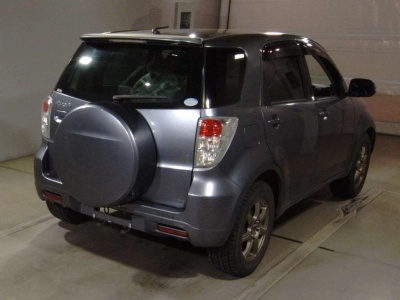 TOYOTA RUSH
