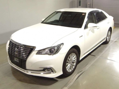 TOYOTA CROWN HYBRID