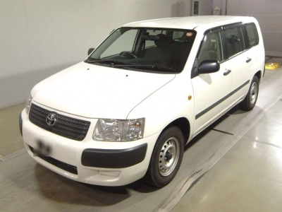 TOYOTA SUCCEED VAN