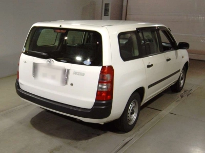 TOYOTA SUCCEED VAN
