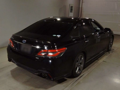 TOYOTA CROWN HYBRID