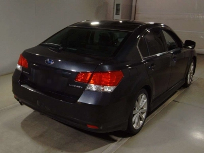 SUBARU LEGACY B4