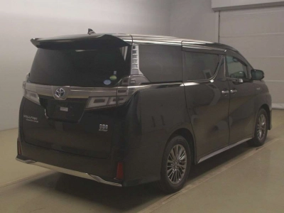 TOYOTA VELLFIRE HYBRID