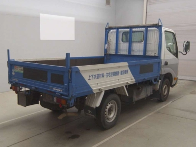 TOYOTA DYNA TRUCK
