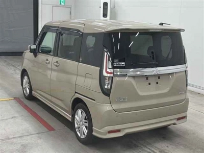 MITSUBISHI DELICA D:2
