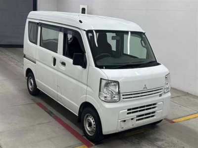 MITSUBISHI MINICAB