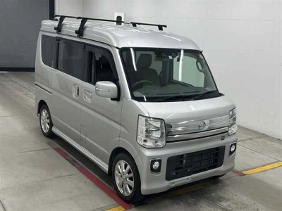 NISSAN NV100 CLIPPER RIO