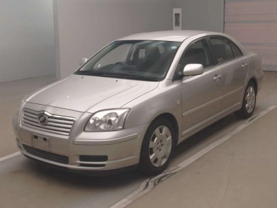 TOYOTA AVENSIS SEDAN