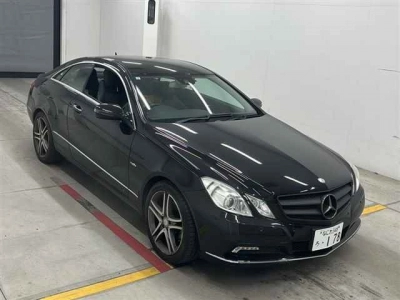 MERCEDES BENZ E CLASS