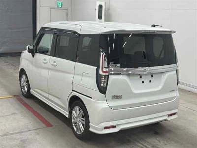 MITSUBISHI DELICA D:2