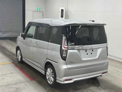MITSUBISHI DELICA D:2