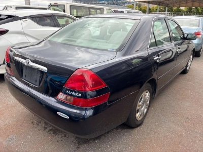 TOYOTA MARK II