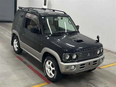 MITSUBISHI PAJERO MINI