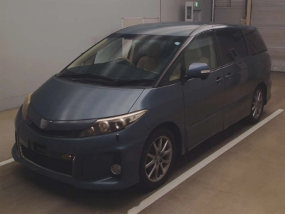 NISSAN CARAVAN COACH