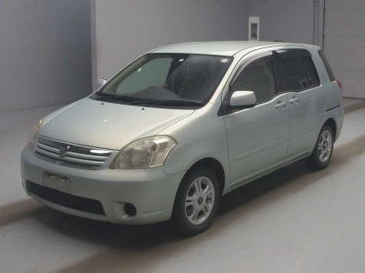 TOYOTA RAUM