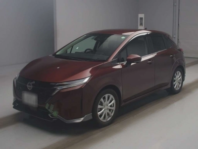 NISSAN AURA