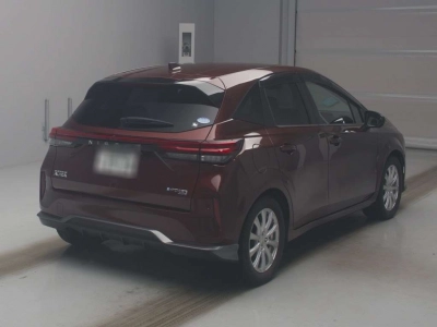 NISSAN AURA