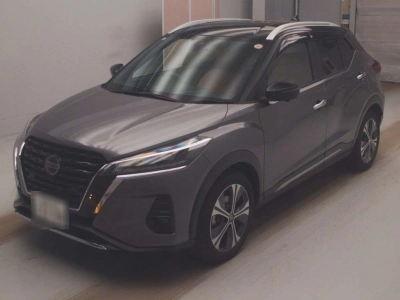NISSAN KICKS