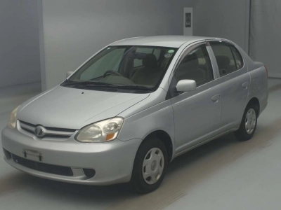 TOYOTA PLATZ