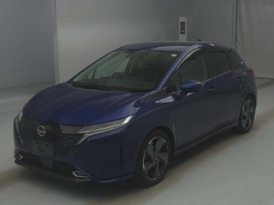 NISSAN AURA