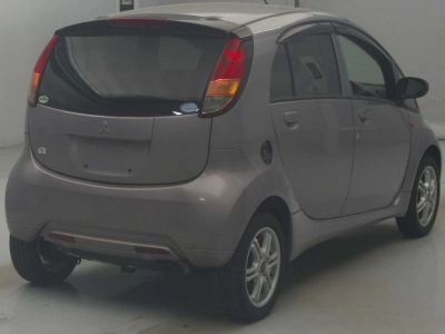 MITSUBISHI I