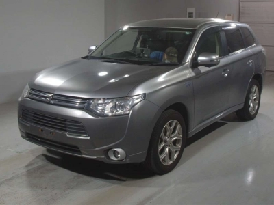 MITSUBISHI OUTLANDER PHEV