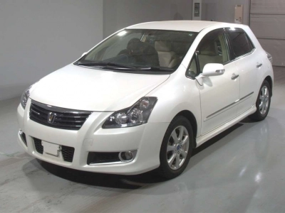 TOYOTA BLADE