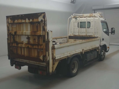 TOYOTA DYNA TRUCK