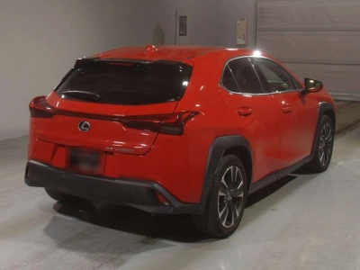 LEXUS UX