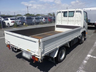 TOYOTA DYNA TRUCK