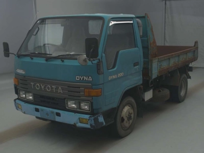 TOYOTA DYNA TRUCK