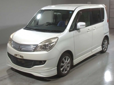 MITSUBISHI DELICA D:2