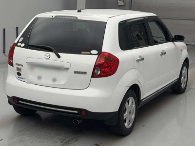 MAZDA VERISA