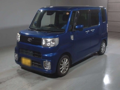 TOYOTA PIXIS MEGA