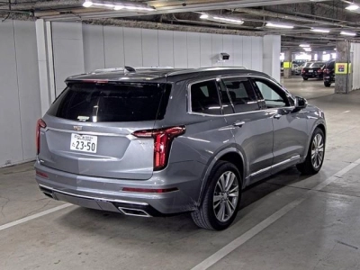 CADILLAC XT6