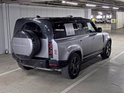 LAND ROVER DEFENDER
