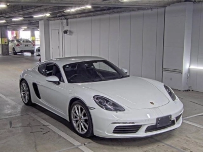 PORSCHE 718 BOXSTER