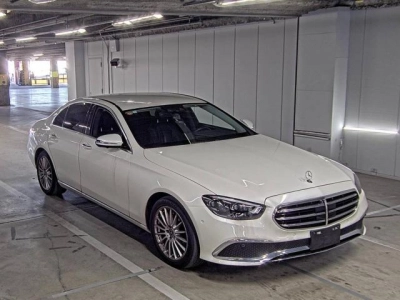 MERCEDES BENZ E CLASS