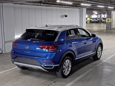 VOLKSWAGEN T-ROC