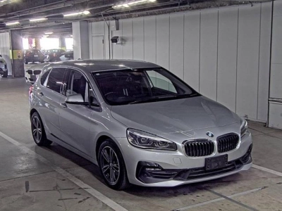 BMW 2 SERIES