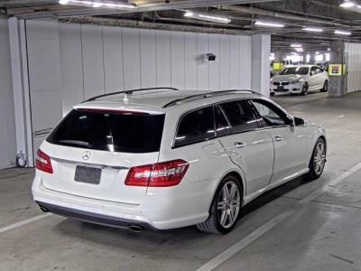 MERCEDES BENZ E CLASS STATION WAGON