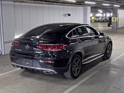 MERCEDES BENZ GLC