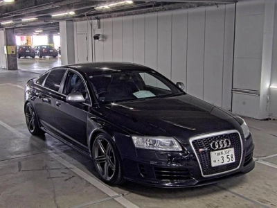 AUDI RS6