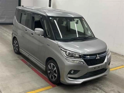 MITSUBISHI DELICA D:2