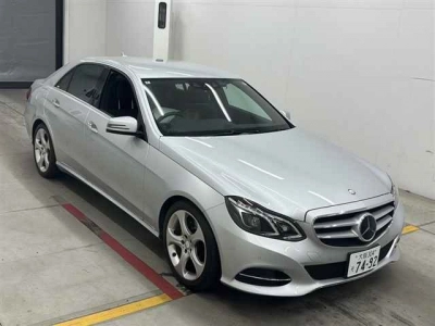 MERCEDES BENZ E CLASS