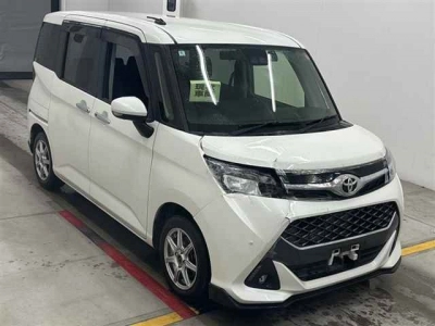 TOYOTA TANK