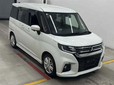 MITSUBISHI DELICA D:2