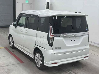 MITSUBISHI DELICA D:2