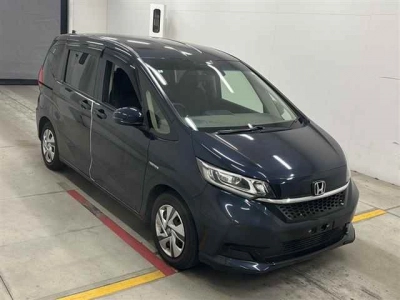 HONDA FREED HYBRID